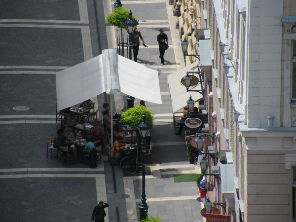 Cafe where we had breakfast, viewed from the top of St. Stephens